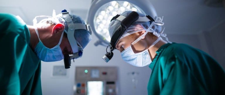 Robotic Stone Crushing Surgery: 5 Key Benefits 2 Robotic Stone Crushing Surgery