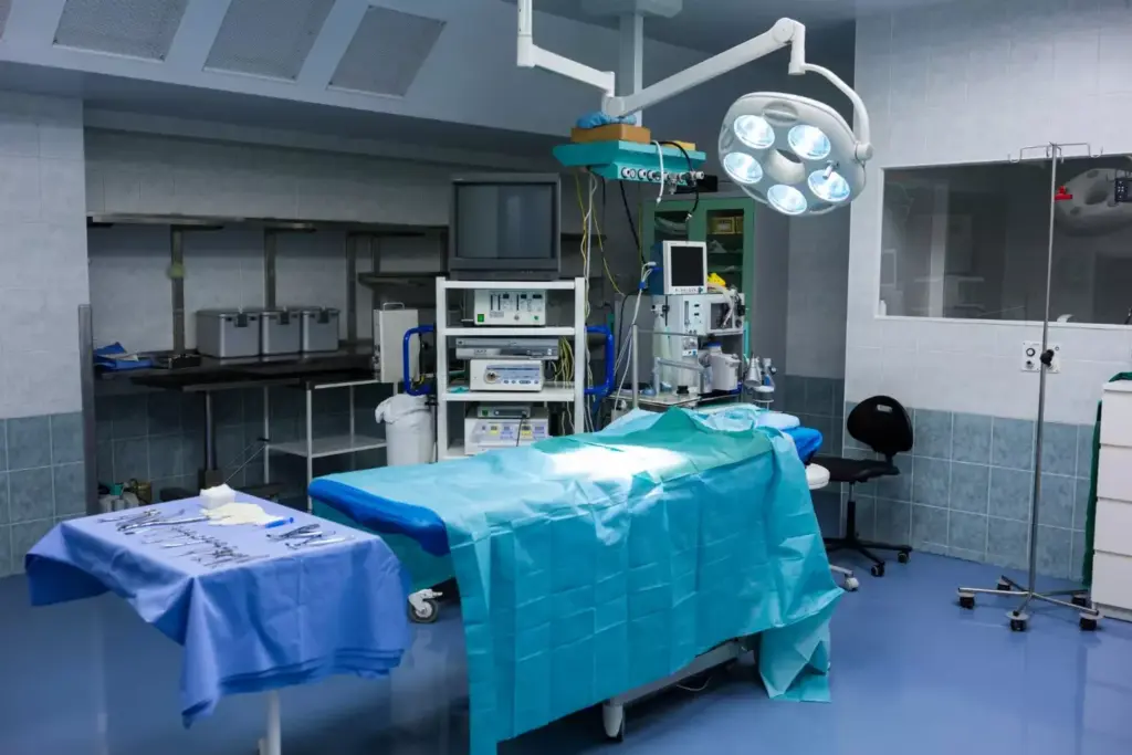 A sterile, clinical hospital room bathed in warm, diffused lighting. In the foreground, a patient's arm rests on a crisp, white sheet as a slender, transparent tube delivers a steady flow of life-saving medication. The middle ground features advanced medical equipment, monitors, and a team of attentive healthcare providers carefully observing the infusion process. In the background, a window offers a glimpse of the outside world, hinting at the patient's journey towards recovery. The scene conveys a sense of hope and determination, with the infusion treatment serving as a critical step in the battle against the patient's cancer.