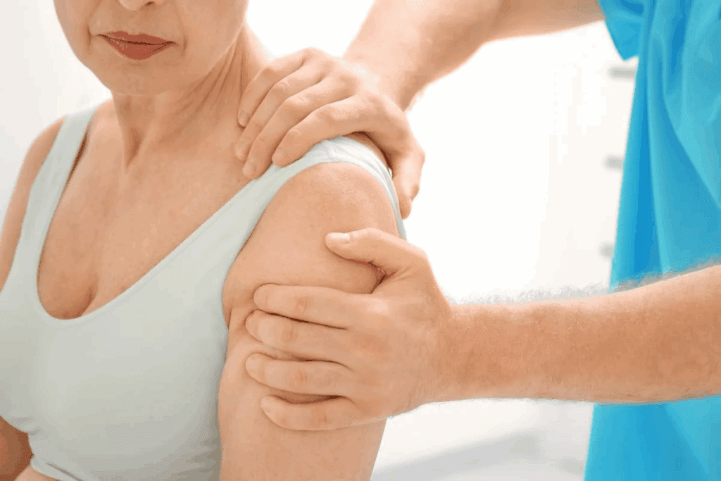 Does Shoulder Bursitis and Arm Pain Occur Together?