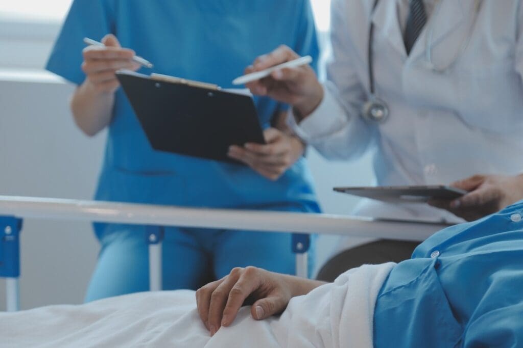 Annoying Patient Behaviors Doctors Secretly 3 Annoying Patient Behaviors Doctors Secretly