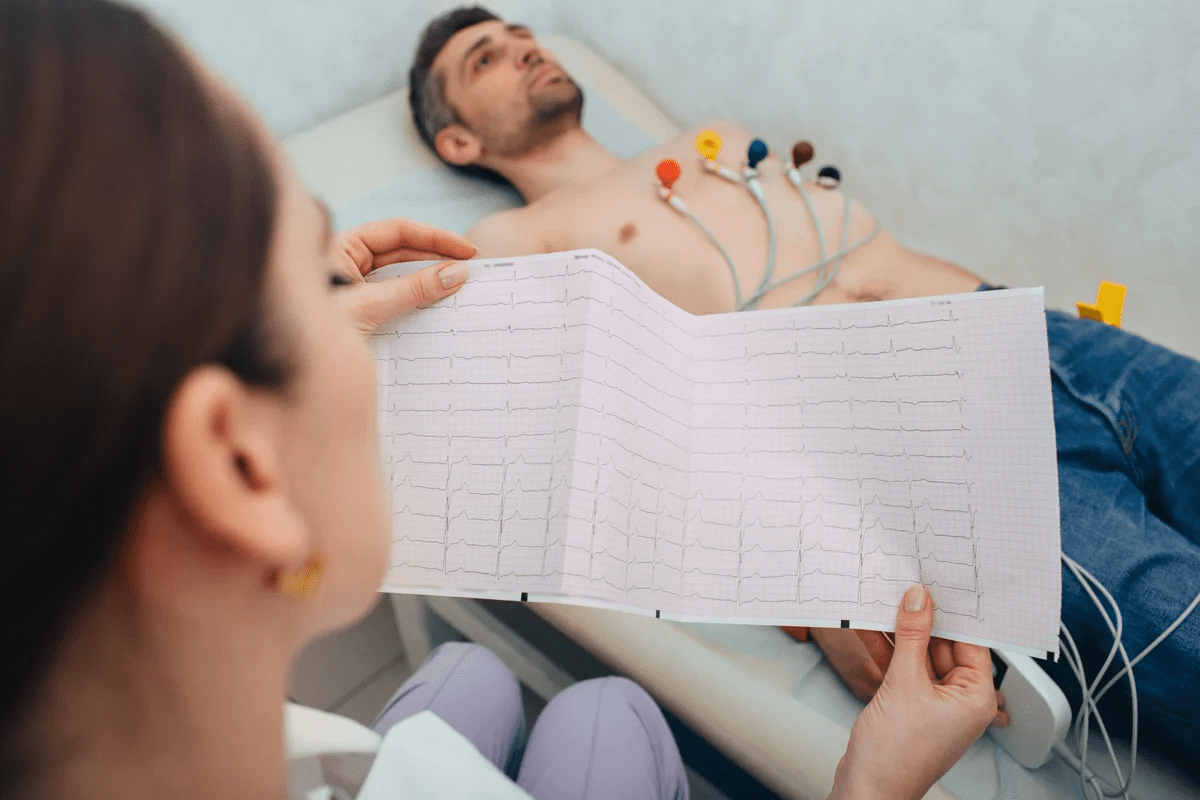 Atrial Tachycardia vs Atrial Fibrillation: 7 Facts