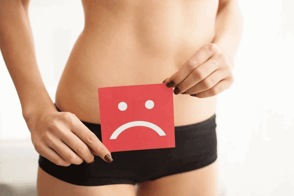 Am I Leaking Urine or Discharge 1 Am I Leaking Urine or Discharge