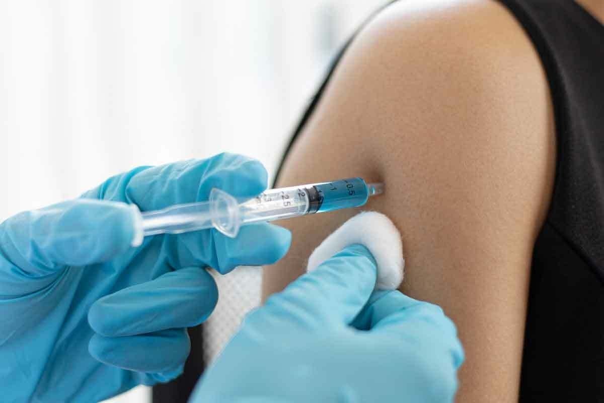 Vitamin B12 Injections Dosage and Frequency: 8 Essential Guidelines for Adults
