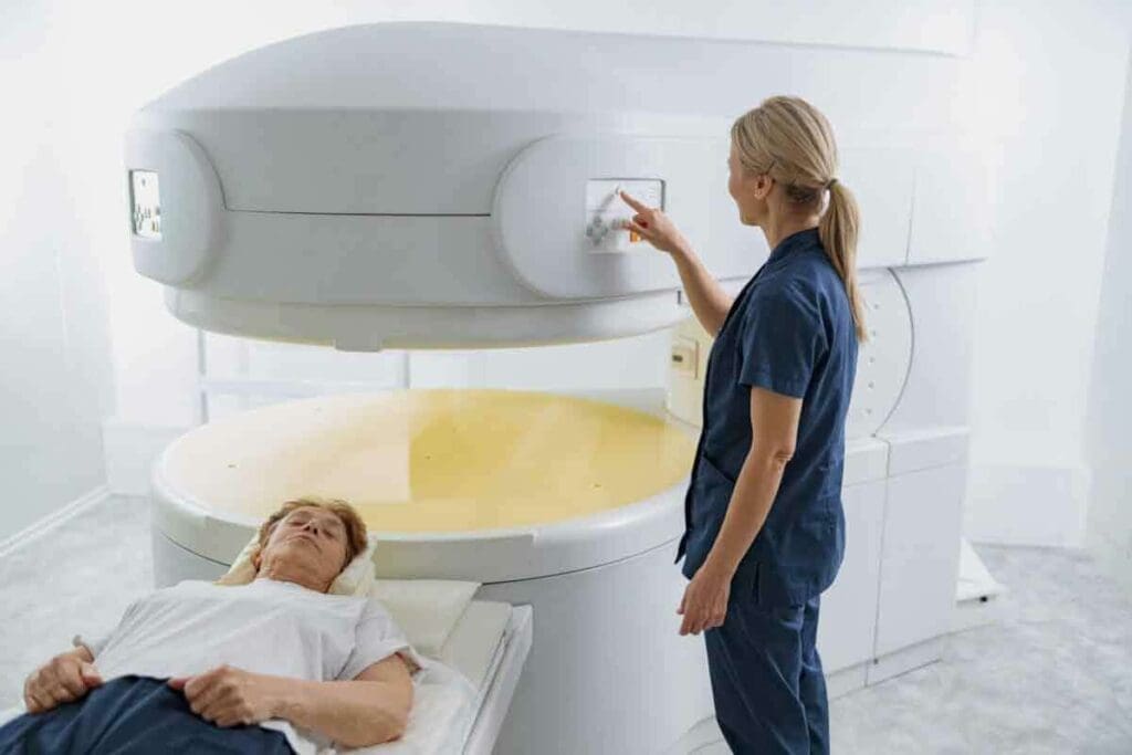PET Scan vs CT Scan for Cancer: 7 Key Differences