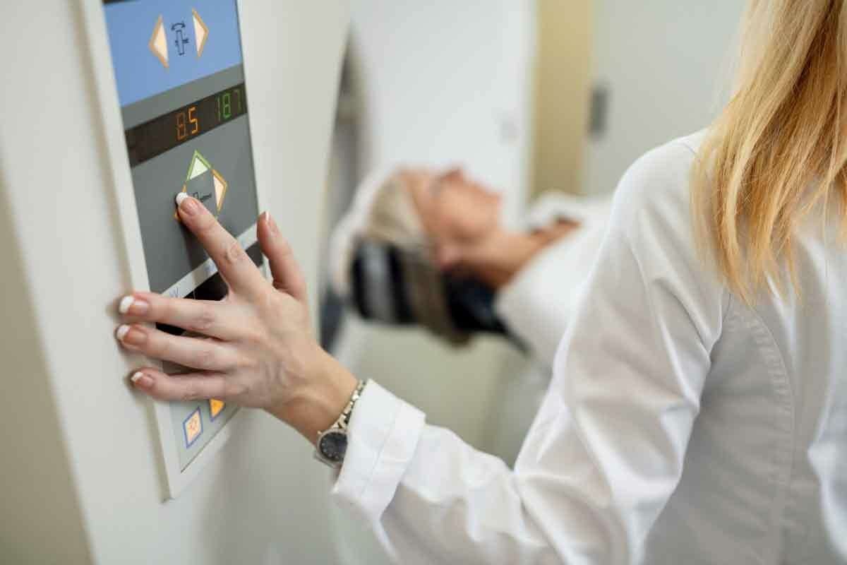 Difference In PET Scan And CT Scan: 7 Crucial Facts for Cancer