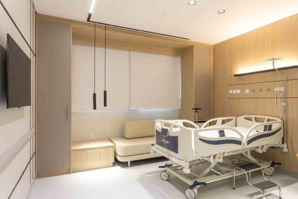 Swollen Feet Anemia: Crucial Causes of Edema Explained