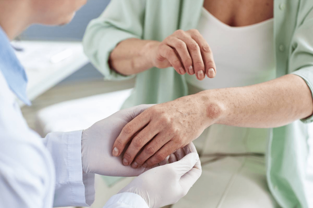 What Type of Doctor Treats Autoimmune Disorders? 1 What Type of Doctor Treats Autoimmune Disorders?