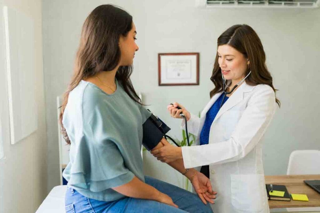 Signs of Cancer in Teenager: 15 Common Symptoms to Watch