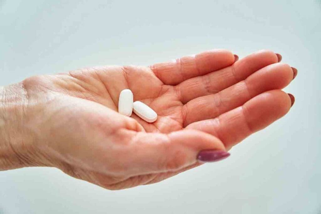 Deep Vein Thrombosis (DVT): 7 Key Facts, Causes, Symptoms, and Treatments 3 image 7745 LIV Hospital