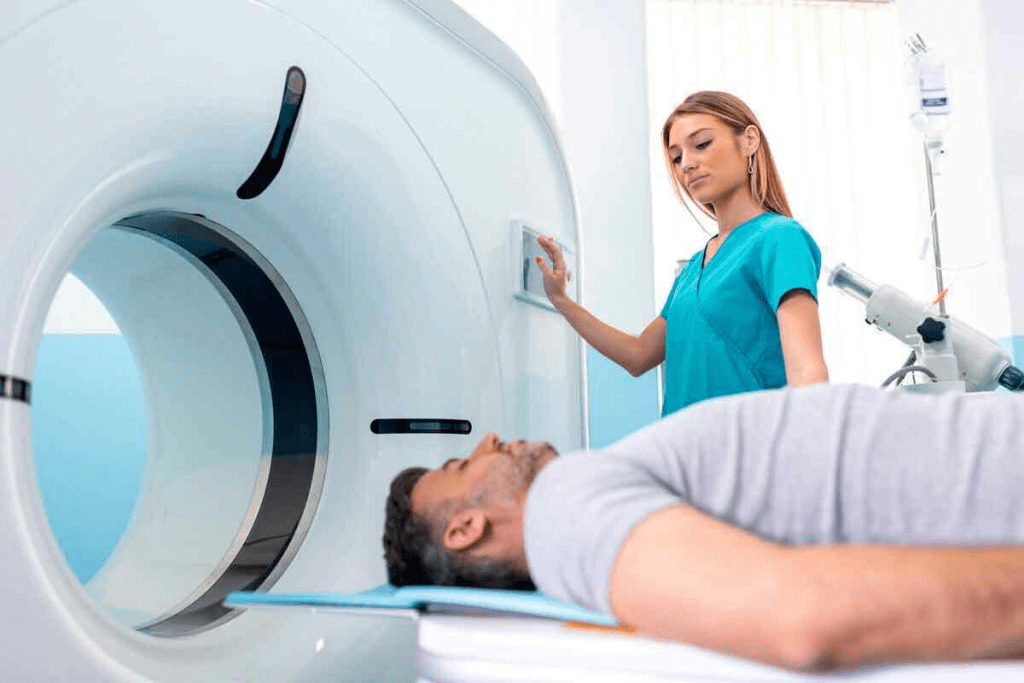 Do CT Scans Show Soft Tissue & Tendon Injuries?