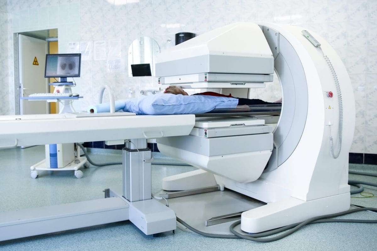 What Is a Gamma Camera Scan and How Does Gamma Imaging Work in Nuclear Medicine?