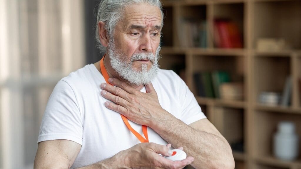 tylenol or ibuprofen for chest pain