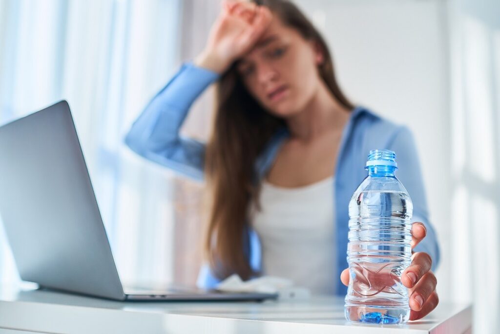 Can dehydration affect platelet count?